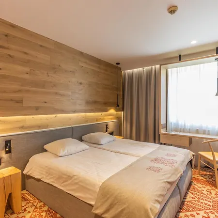 Premium ホテル 3*